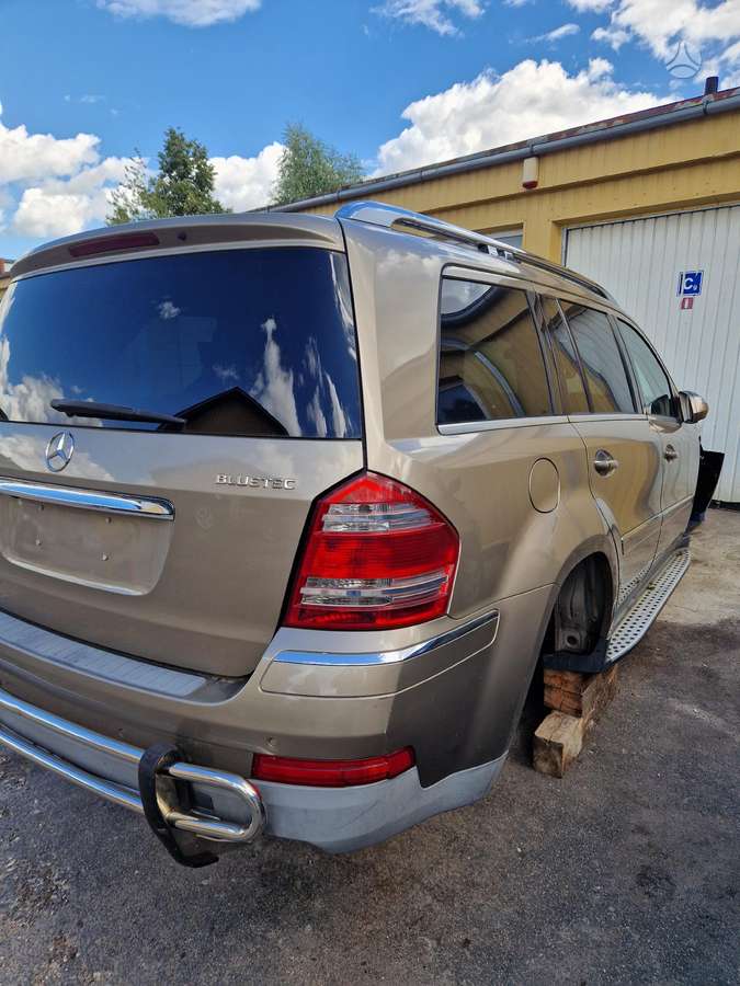 Mercedes-Benz GL320