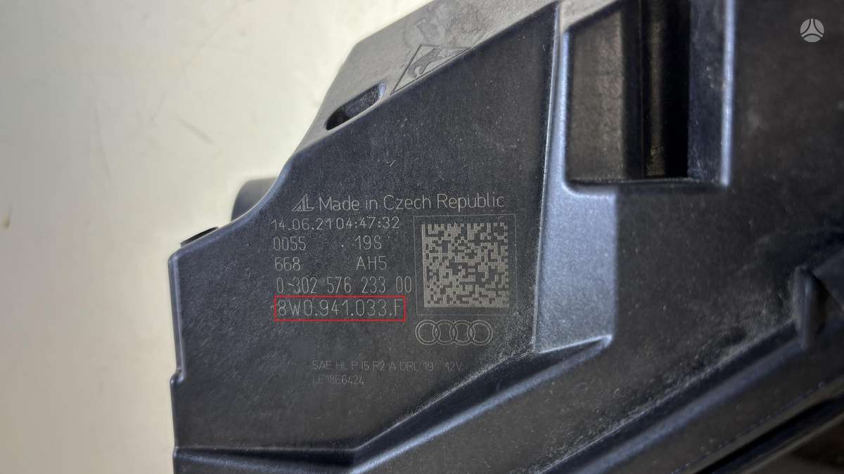 Audi A4, 8W0941033F, Cen28879