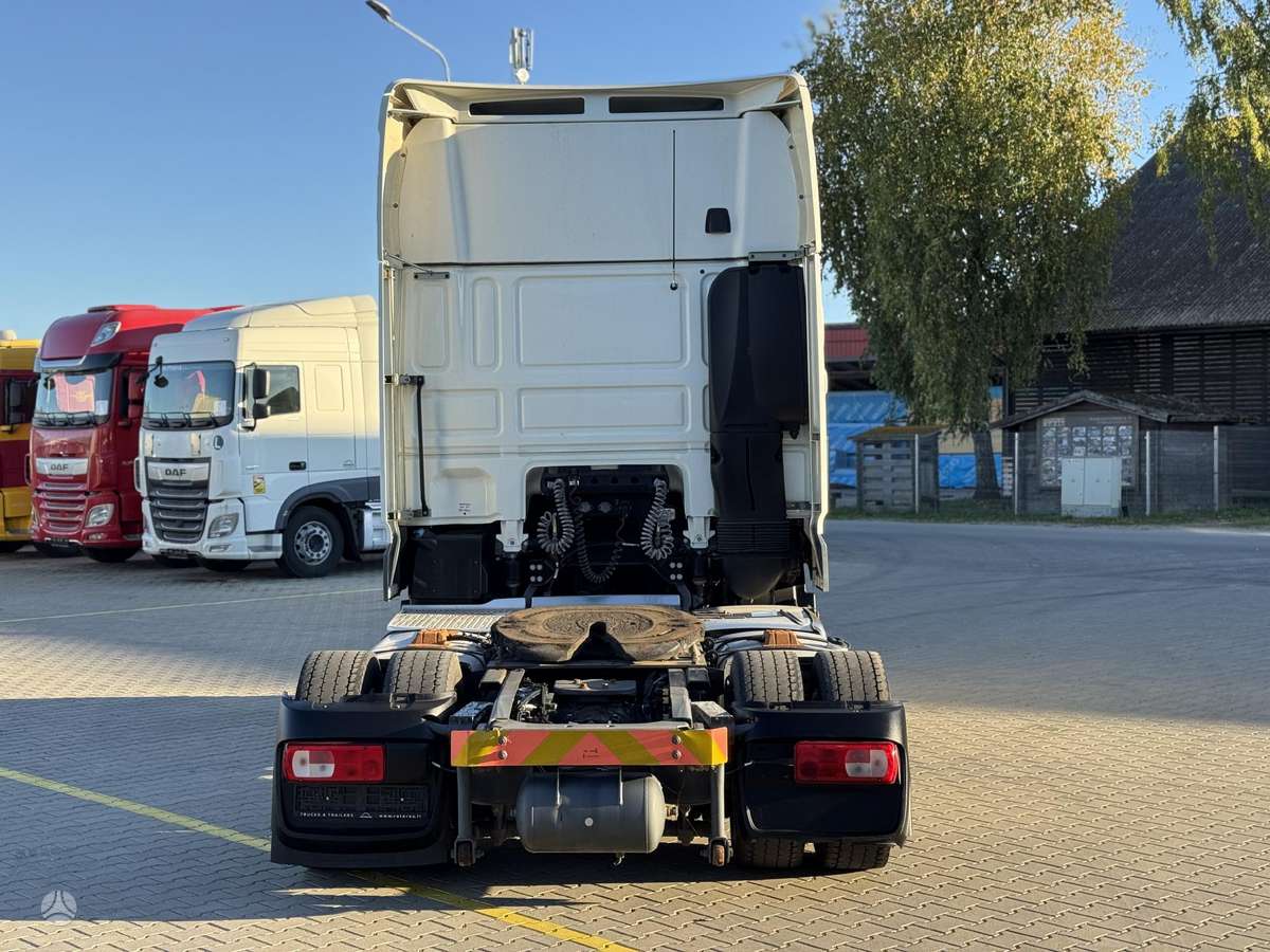 DAF XF 480 FT LOW DECK, double sleeper
