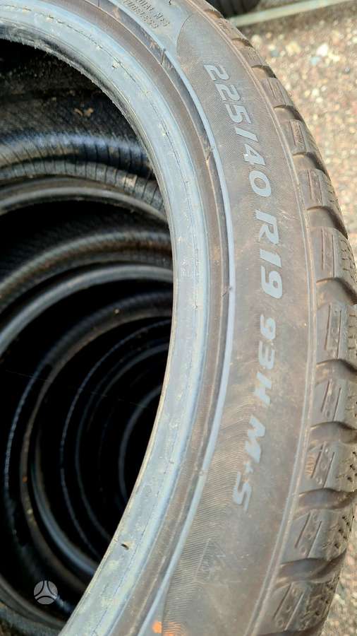 Pirelli, winter 225/40 R19