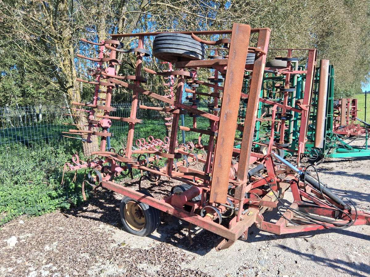 Vaderstad NZ580, kultivatoriai,akėčios