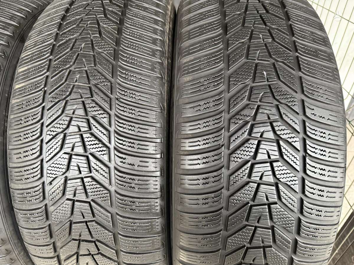 Hankook Winter icept evo3, winter 255/50 R21