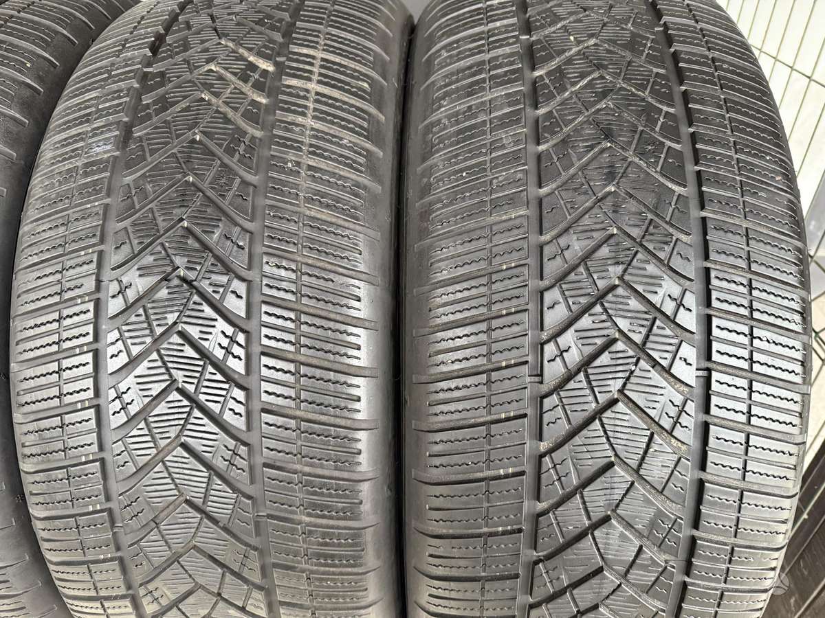 Goodyear UltragripPerformance+, winter 255/50 R21