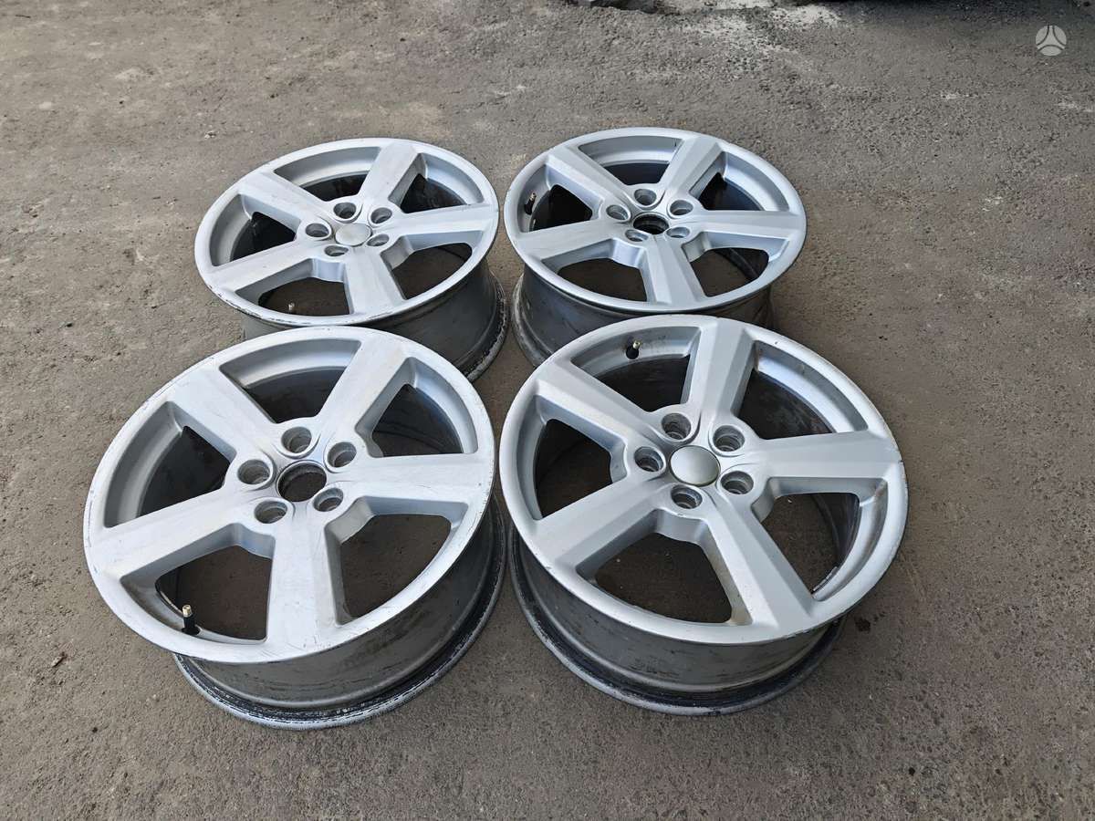 Audi A 4, lengvojo lydinio, R17