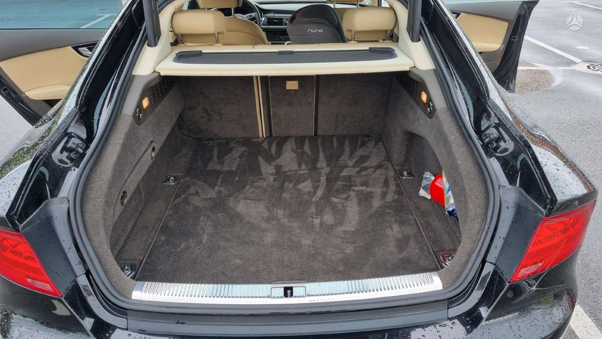 Audi A7, 3.0 l., hatchback