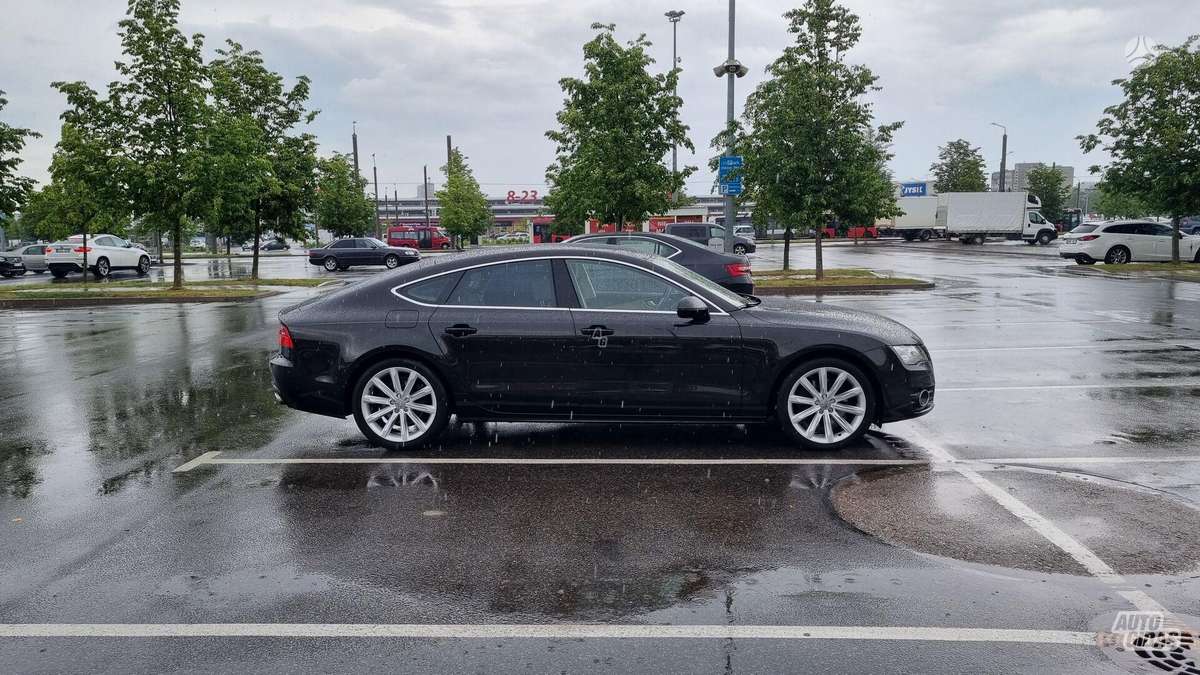 Audi A7, 3.0 l., hatchback
