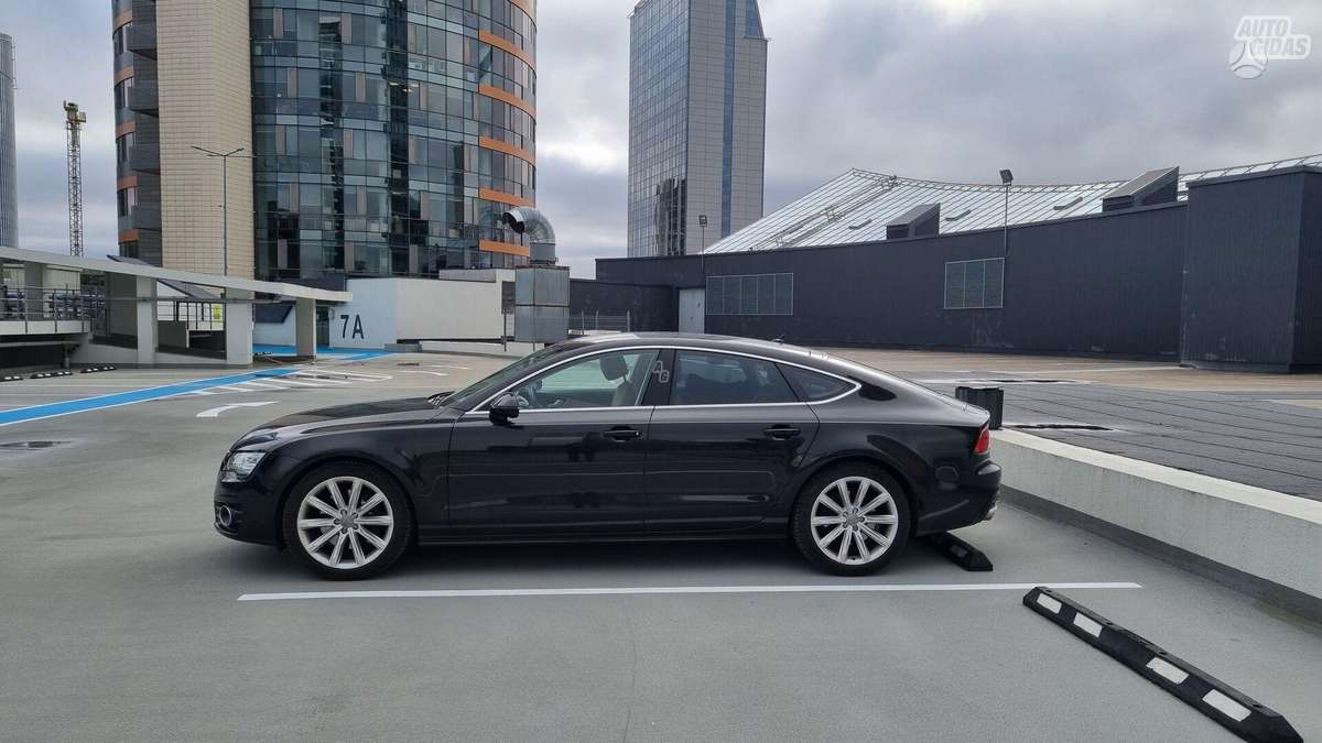 Audi A7, 3.0 l., hatchback