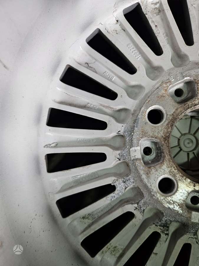 BMW E39, lengvojo lydinio, R16