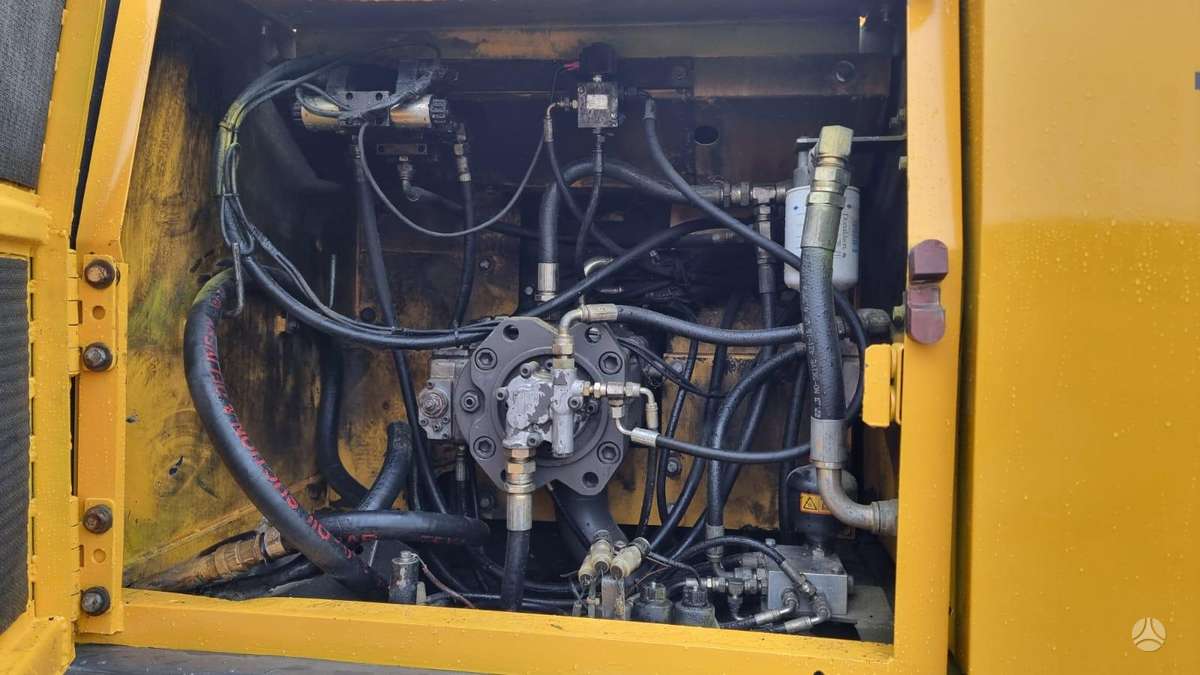 Volvo EC 210 B LC, ekskavatori