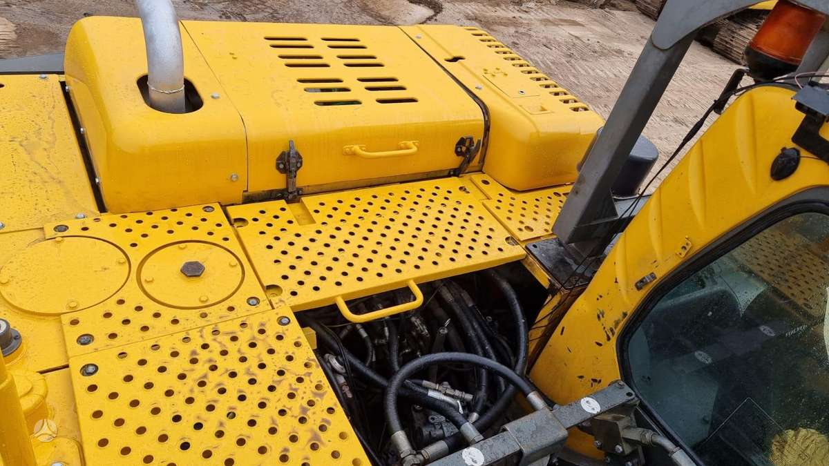Volvo EC 210 B LC, экскаваторы