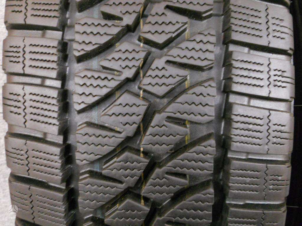 Firestone 9mm 95% Vanhawk.2 su C, winter 215/75 R16