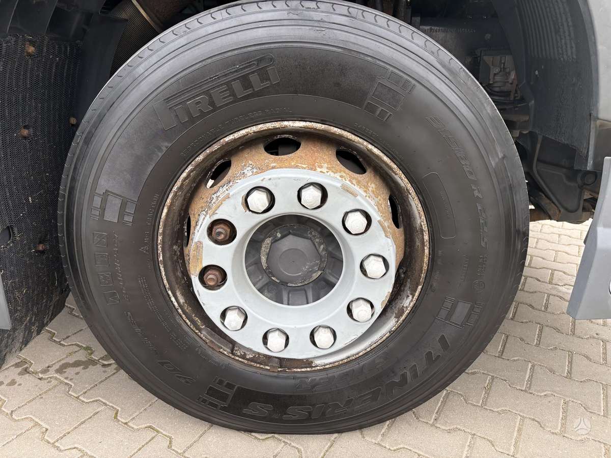 Volvo FH13.460, cab-chassis trucks