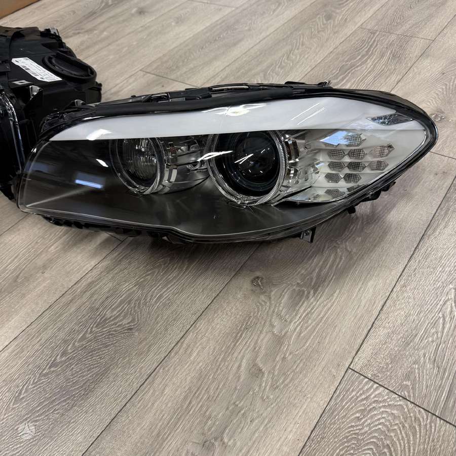 BMW 5 serija lights