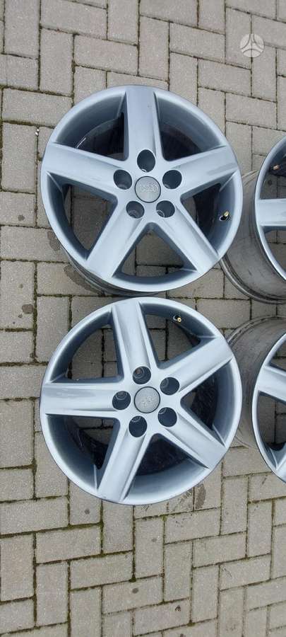 Audi, lengvojo lydinio, R17