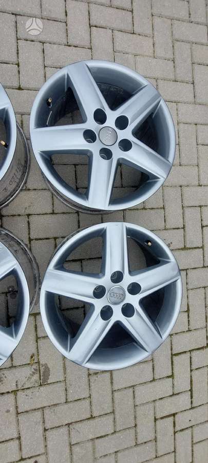 Audi, lengvojo lydinio, R17