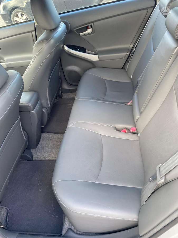 Toyota Prius, 1.8 l., Хэтчбек