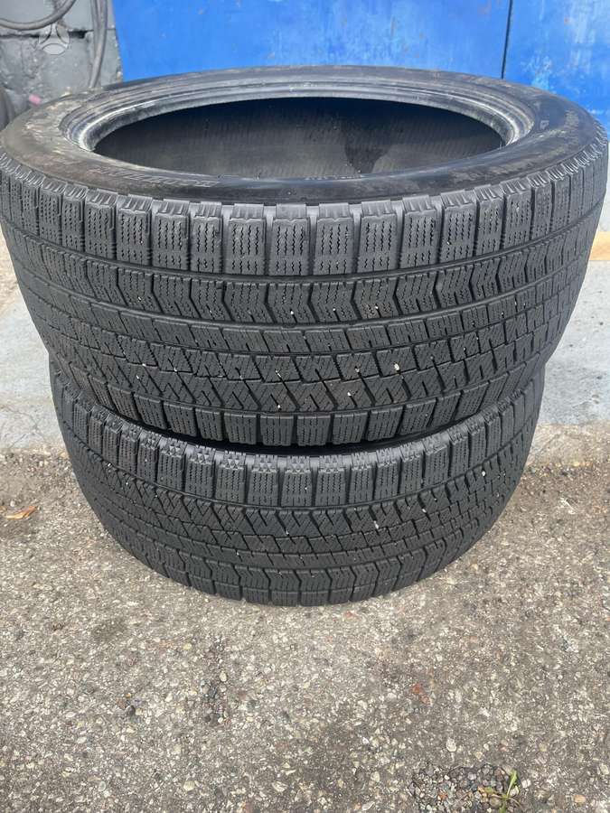Bridgestone Blizzak ice, всесезонные 255/45 R19