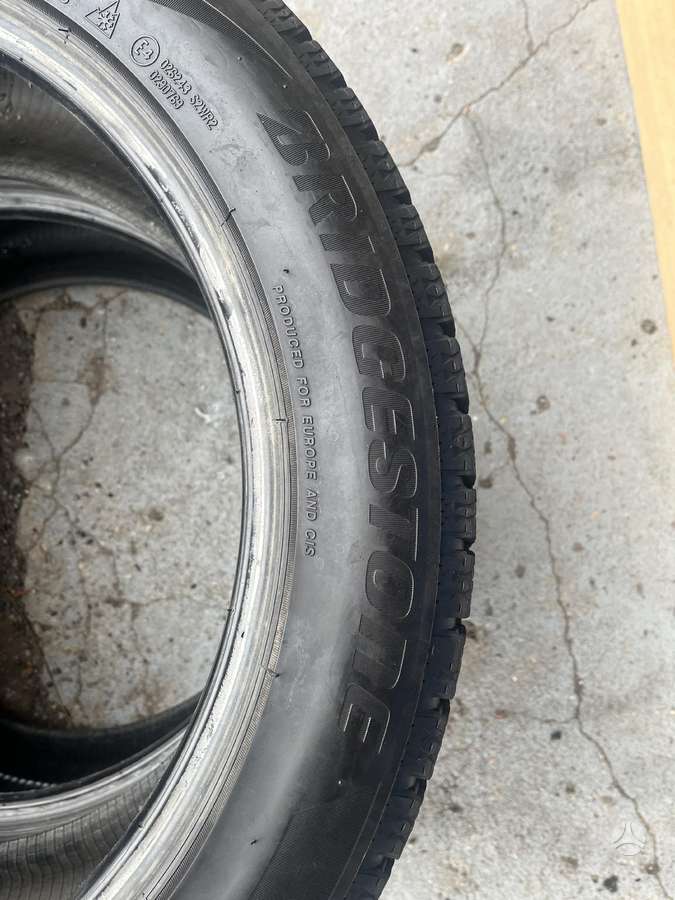 Bridgestone Blizzak ice, всесезонные 255/45 R19