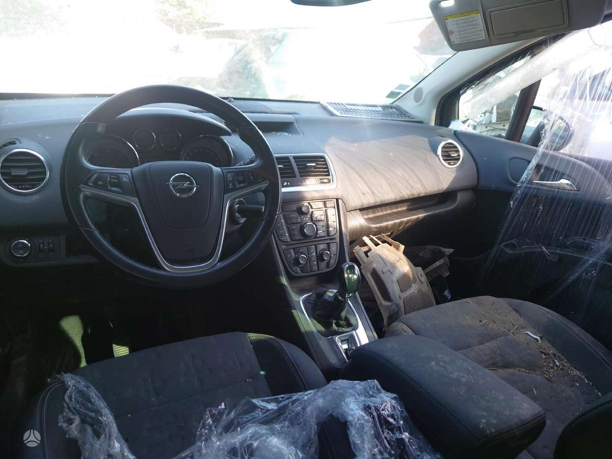 Opel Meriva dalimis