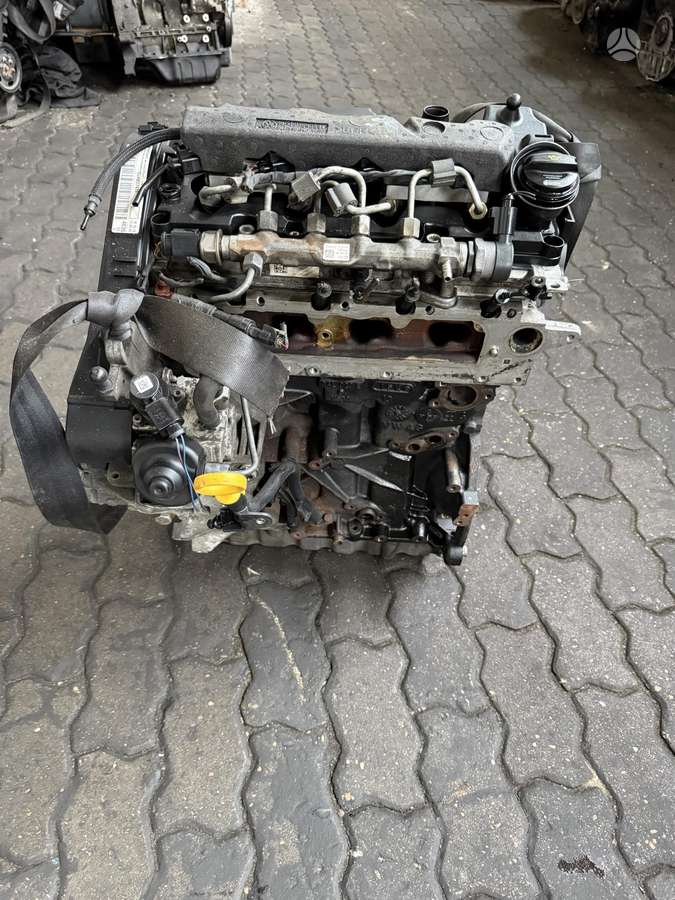 Skoda Octavia, CLH, двигатель