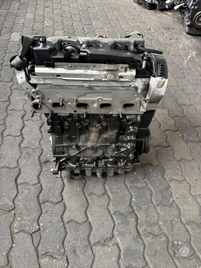 Skoda Octavia, CLH, двигатель