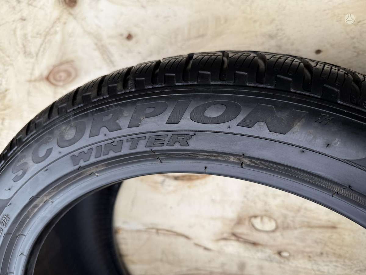 Pirelli ScorpionWinter, winter 275/40 R20