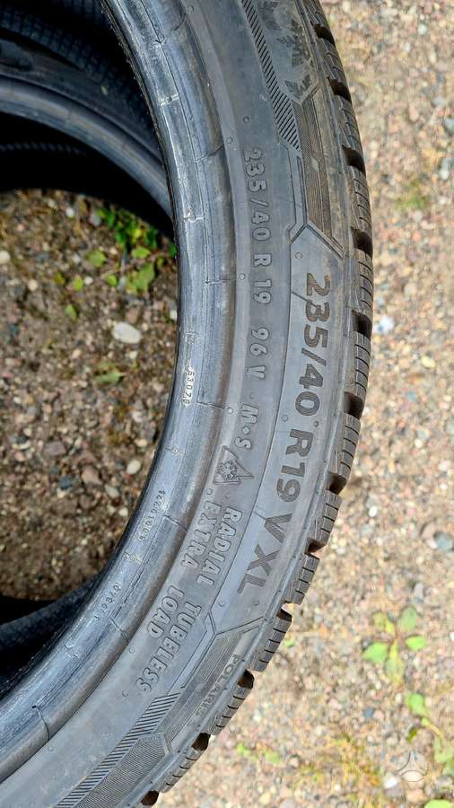 Barum, зимние 235/40 R19