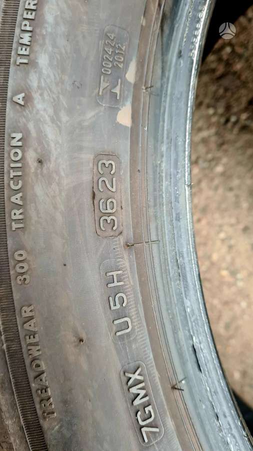 Bridgestone, summer 265/45 R21