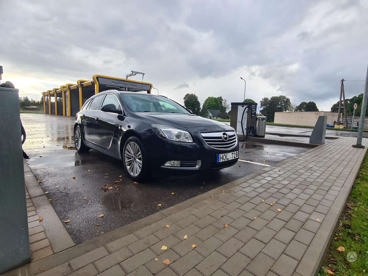 Opel Insignia, 2.0 l., Универсал
