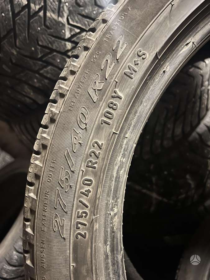 Pirelli, universalios 275/40 R22