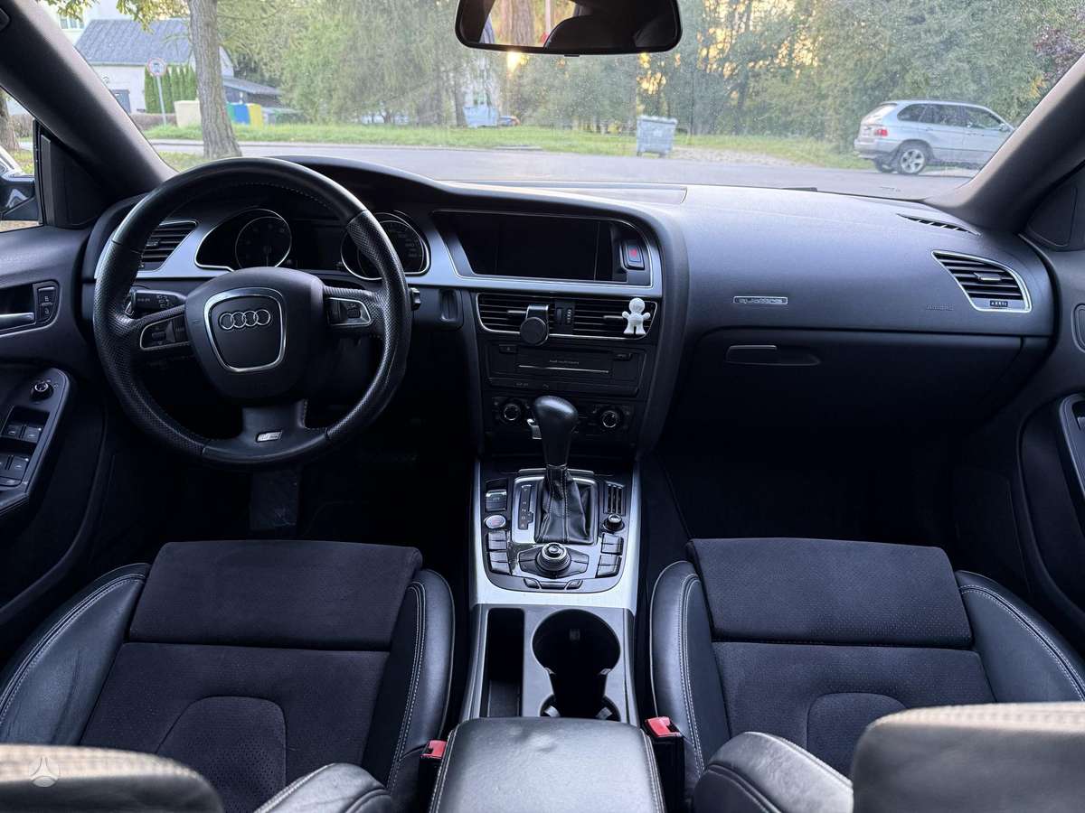 Audi A5 Sportback, 3.2 l., hatchback