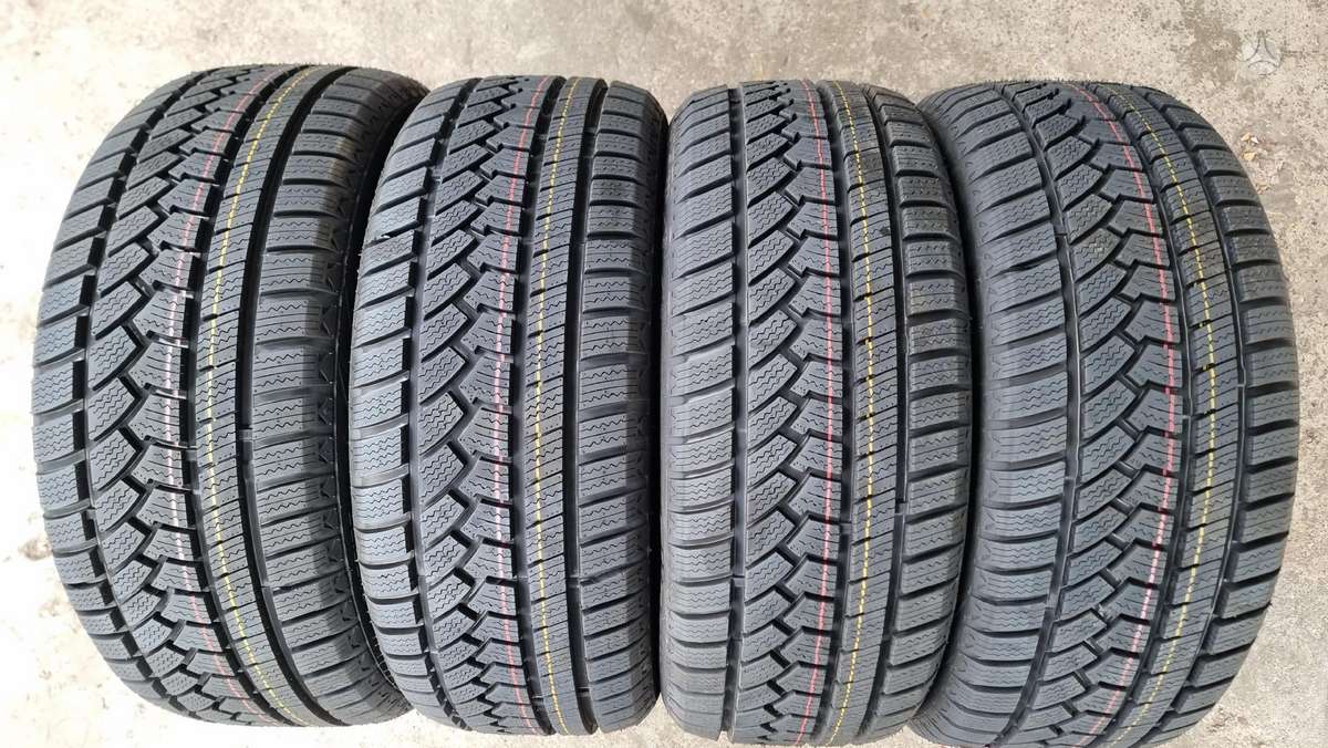 Sunfull SF-982, žieminės 245/45 R18