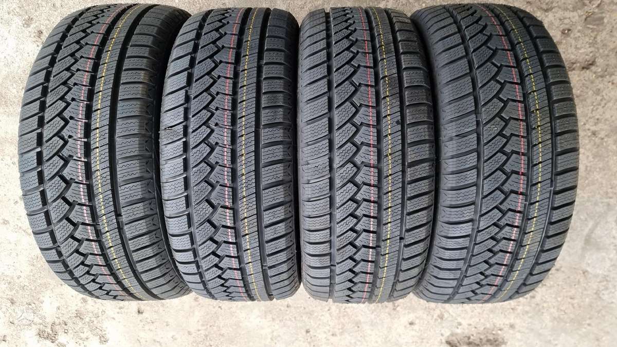 Sunfull SF-982, winter 245/45 R18