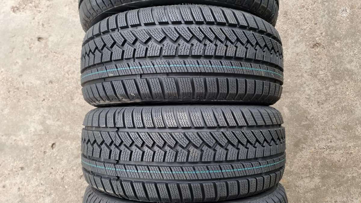 Sunfull SF 982, žieminės 225/50 R17