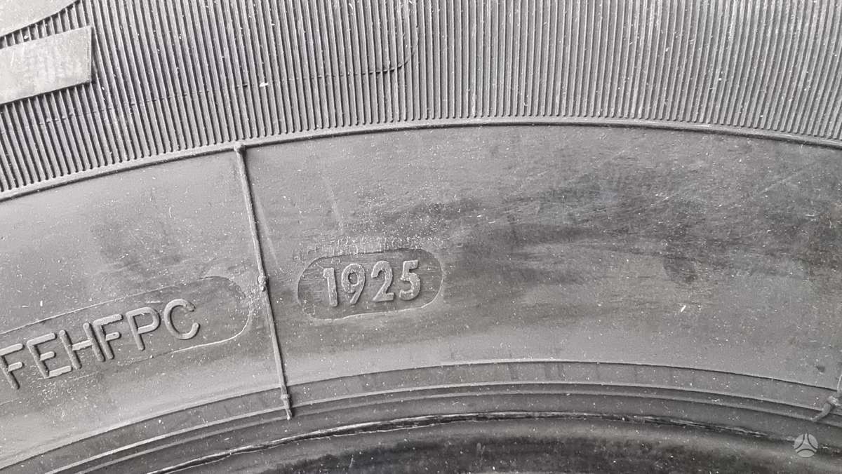 Sunfull SF 982, зимние 215/65 R16