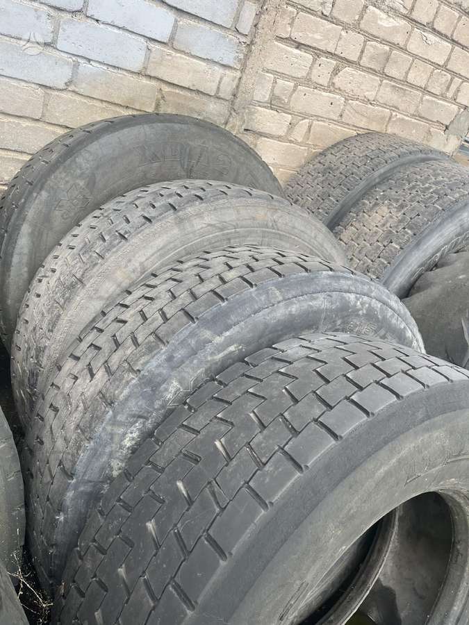 Michelin, all-season 315/80 R22