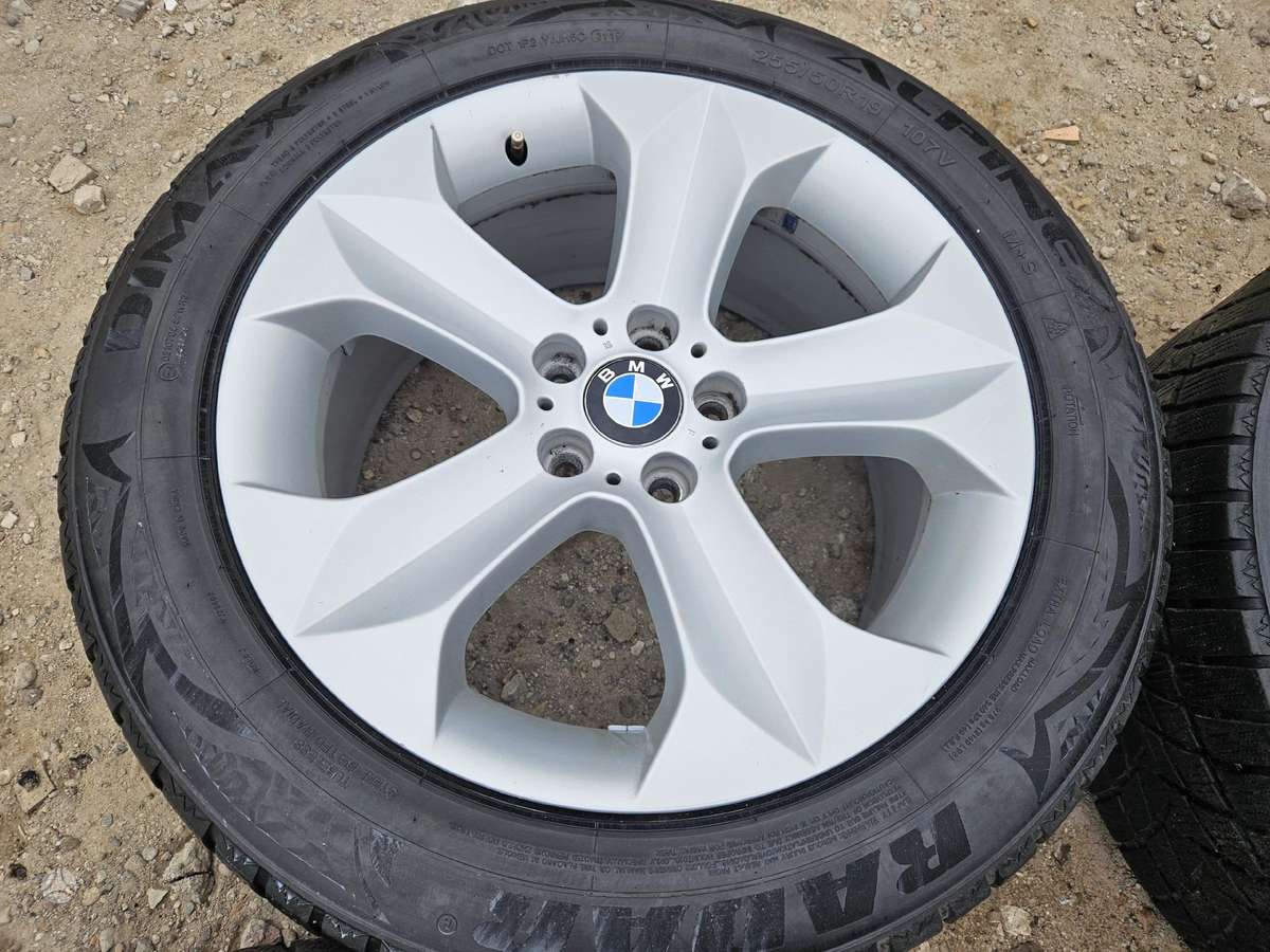 BMW X6, lengvojo lydinio, R19