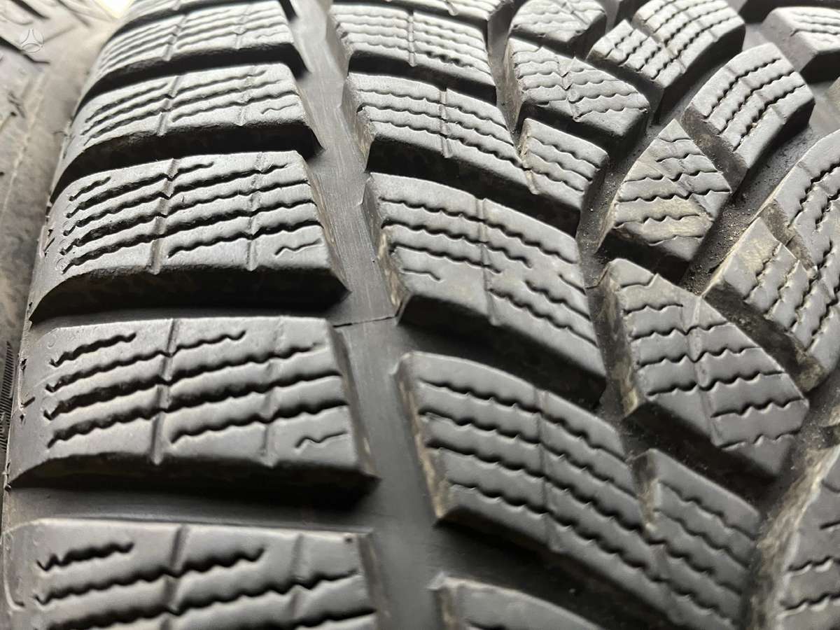 Goodyear UG Performance+ 7mm 2022m, winter 235/45 R19