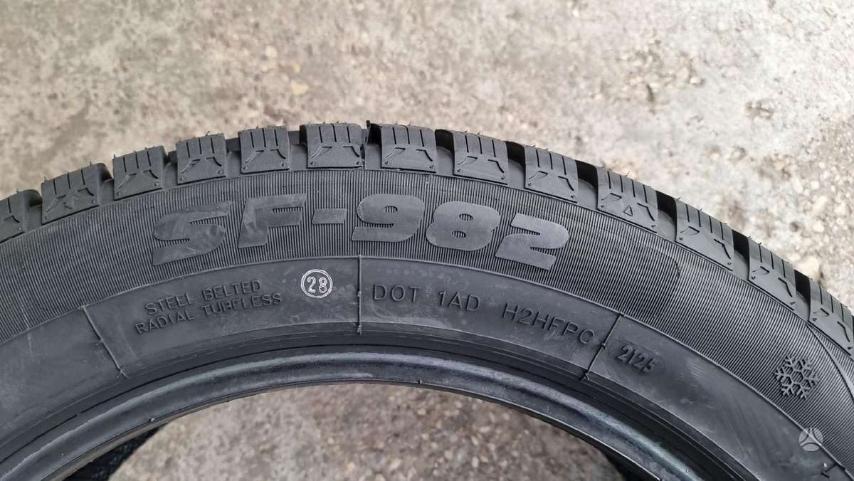 Sunfull SF 982, winter 205/55 R16
