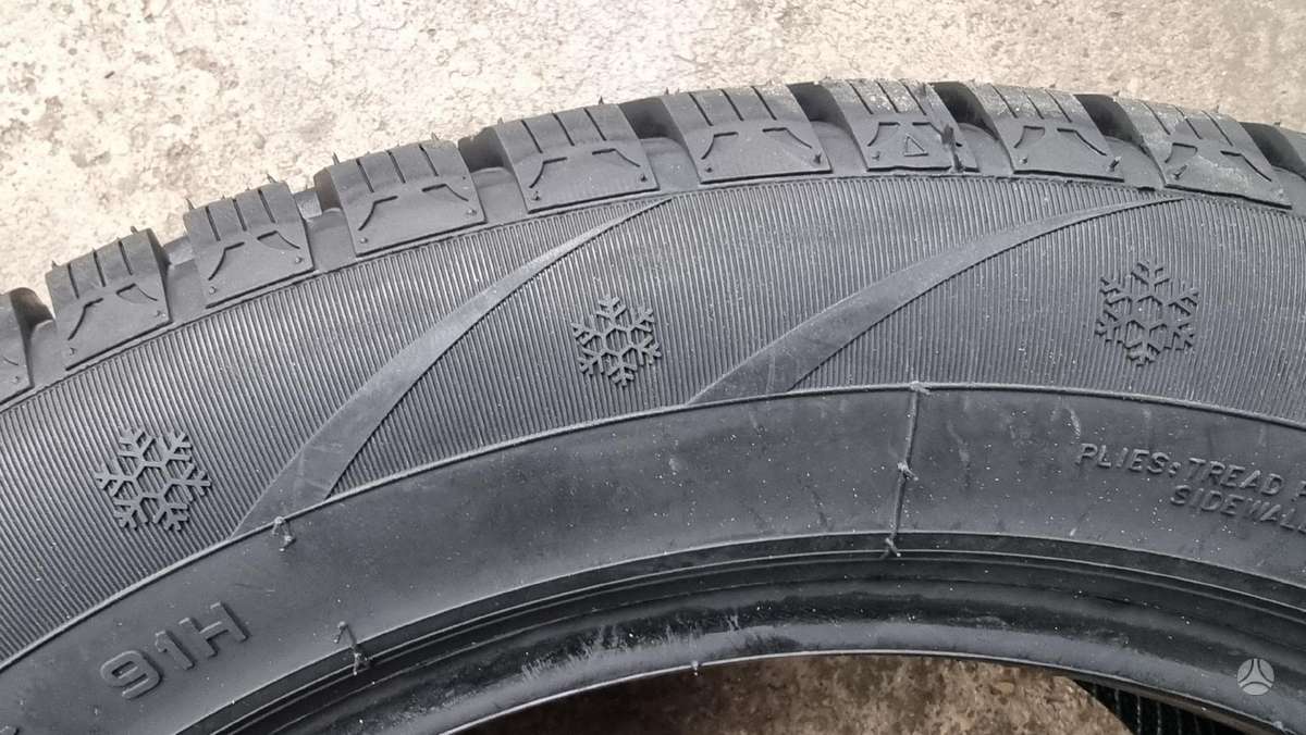 Sunfull SF 982, winter 205/55 R16