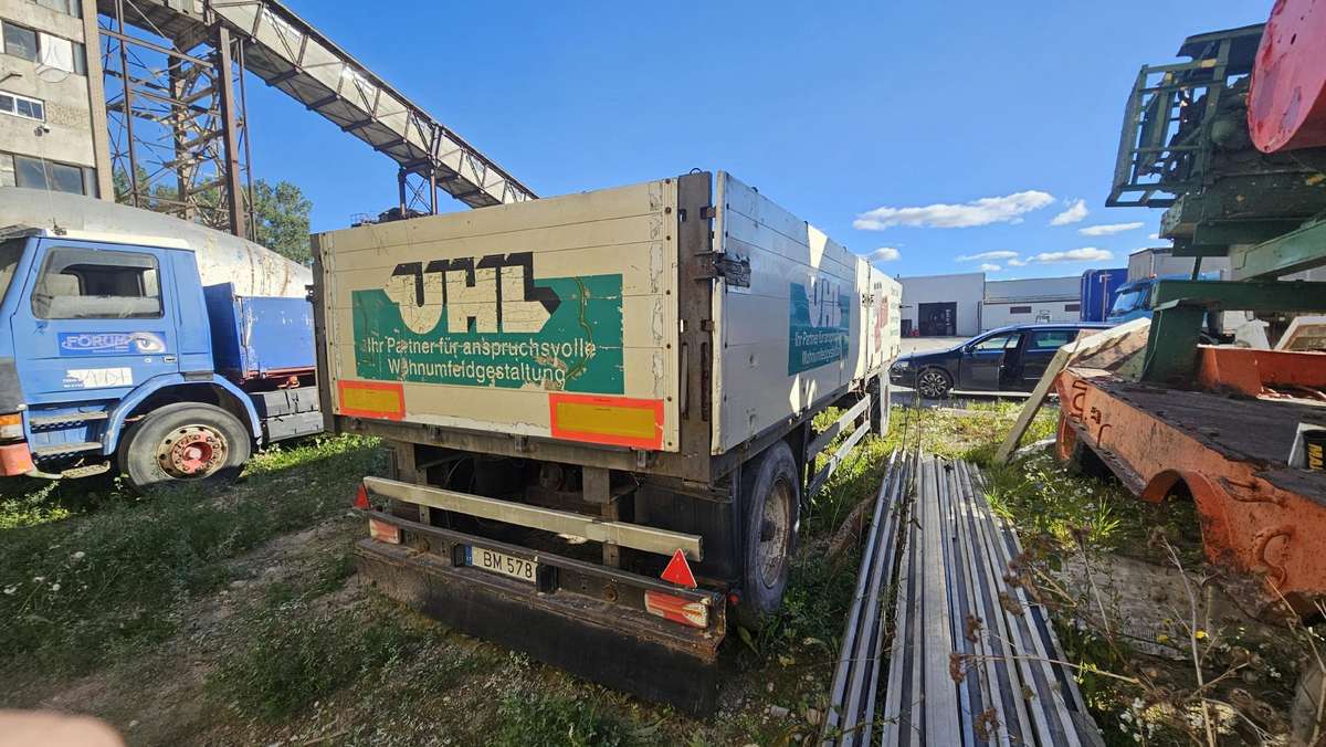 Schmitz PR18, бортовые