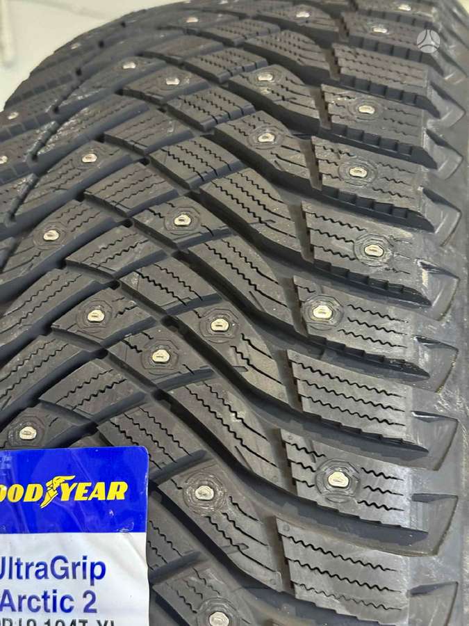 Goodyear ULTRAGRIP ARCTIC 2, winter 245/50 R18