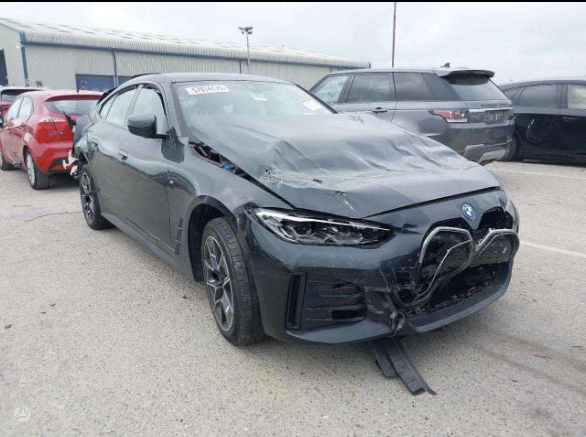BMW i4 for parts. 28000km