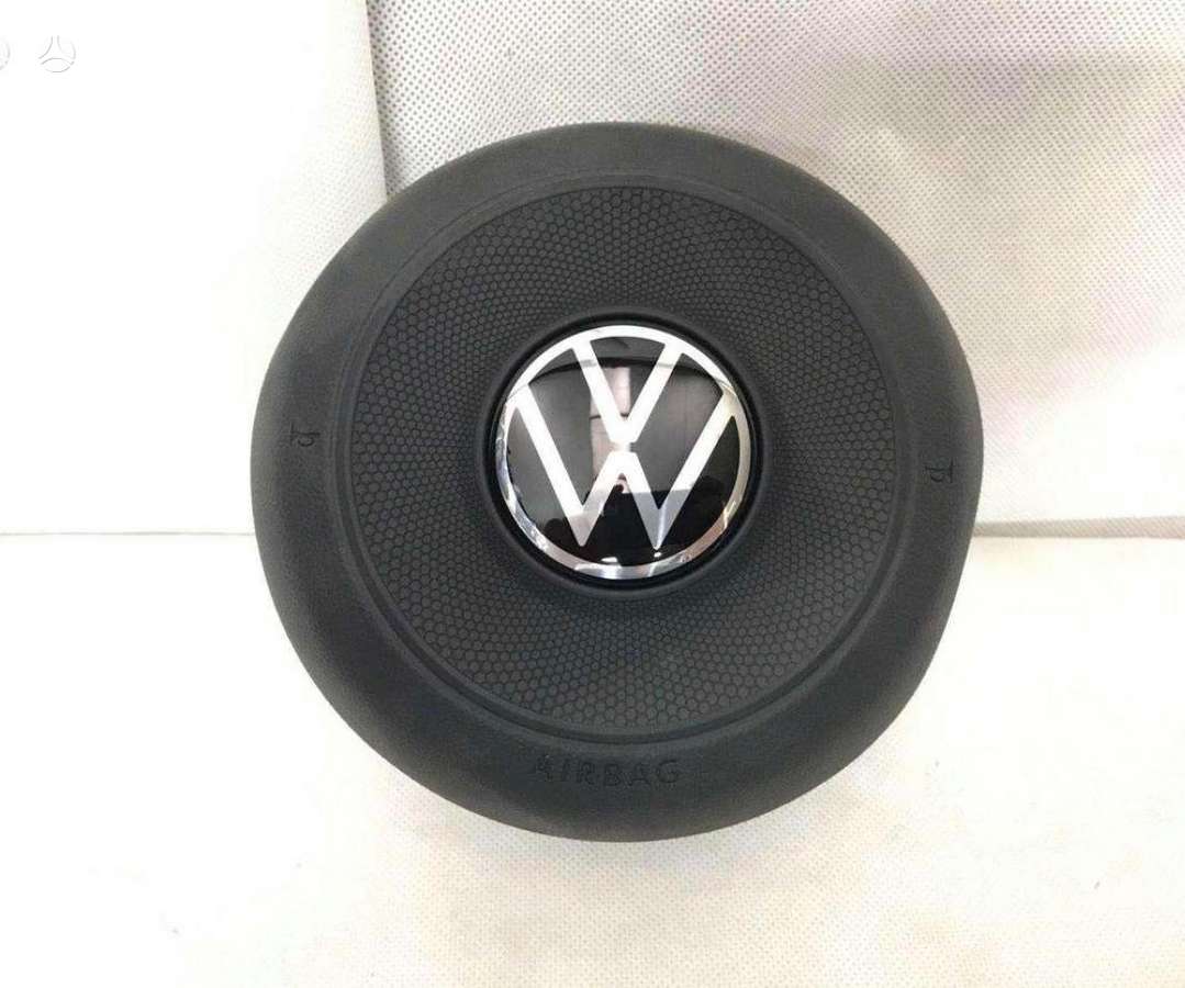 Volkswagen Golf Siunčiame dalis į kitus lietuvos miestus parvežame dalis pagal