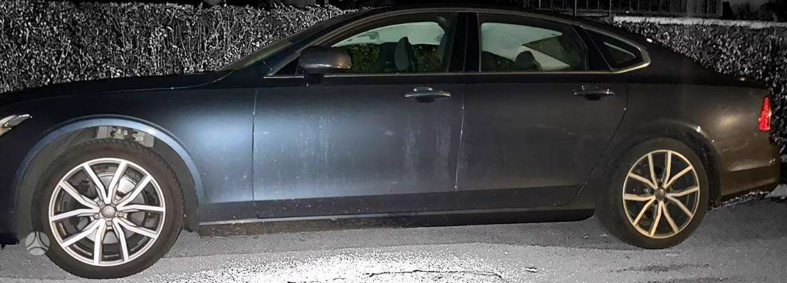 Volvo S90 Auto ardomas platesnė info telefonu