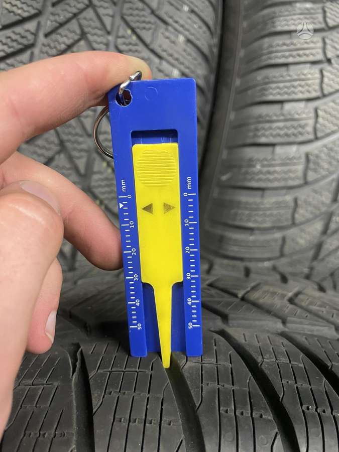 Pirelli Scorpion, winter 235/65 R17