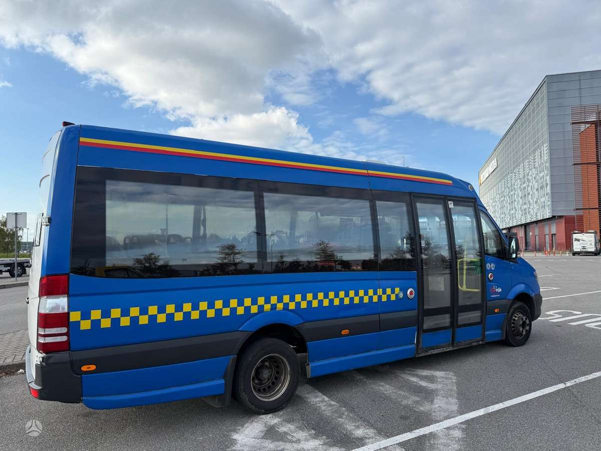 Mercedes-Benz SPRINTER, miesto