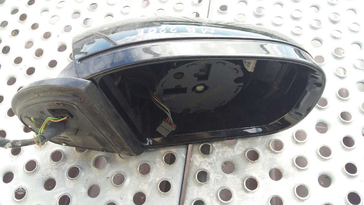 Mercedes-Benz E klasė shock absorber