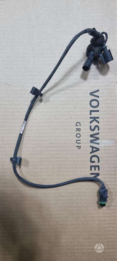 Audi A8 hood (front, rear), lights