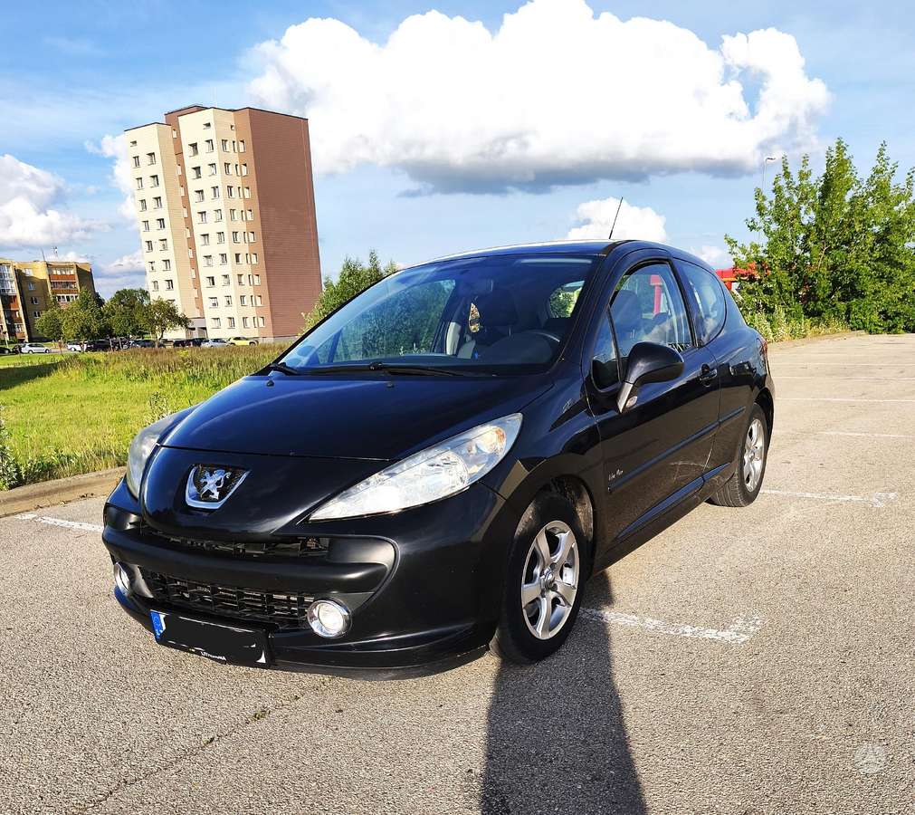 Peugeot 207, 1.6 l., hatchback